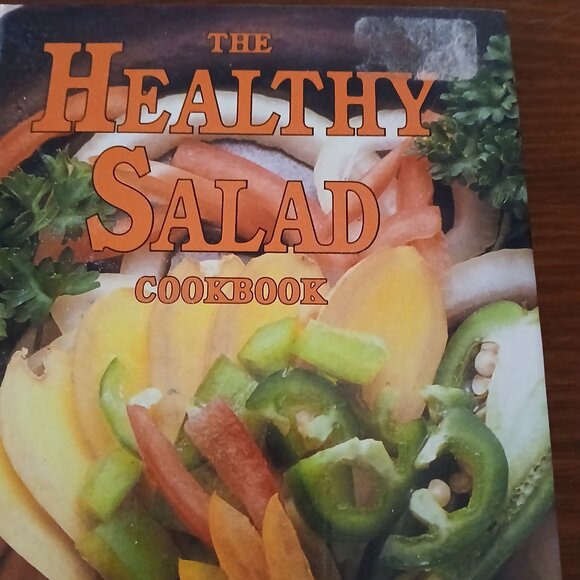 The Healthy Salad Cookbook GUC - Picture 1 of 5